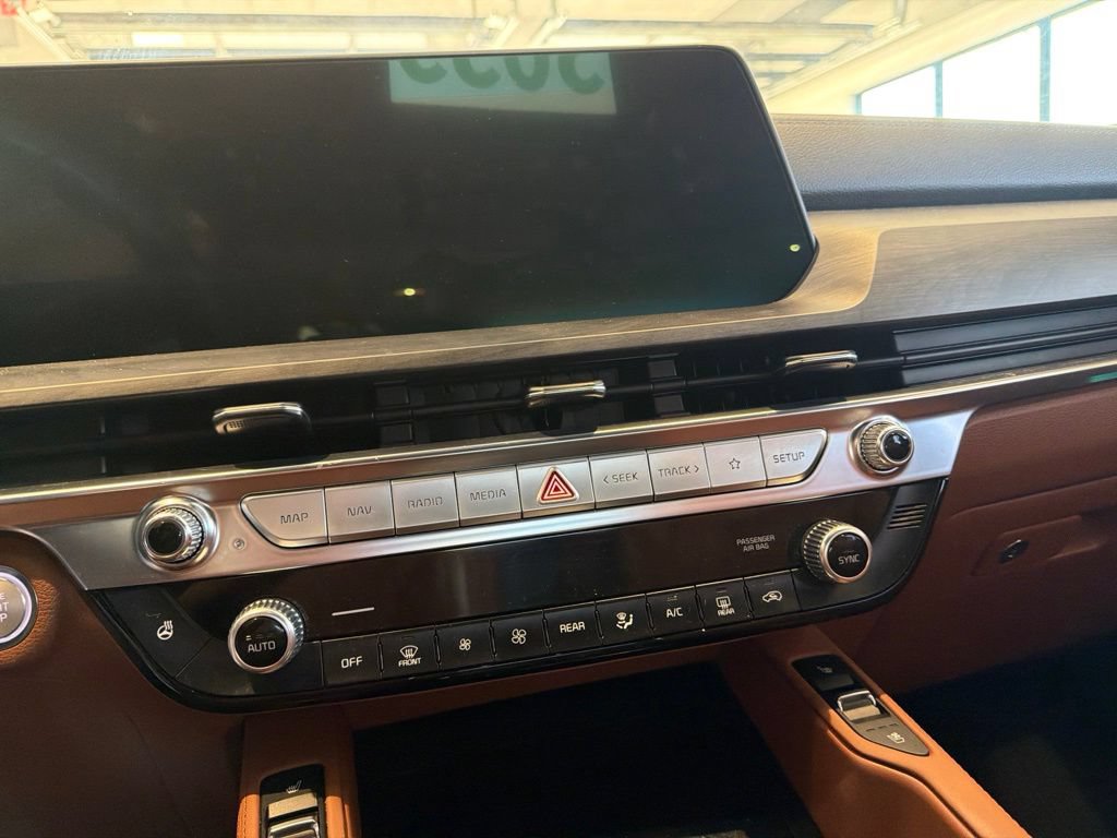 Certified 2024 Kia Telluride SX Prestige X-Line AWD/4WD image 13