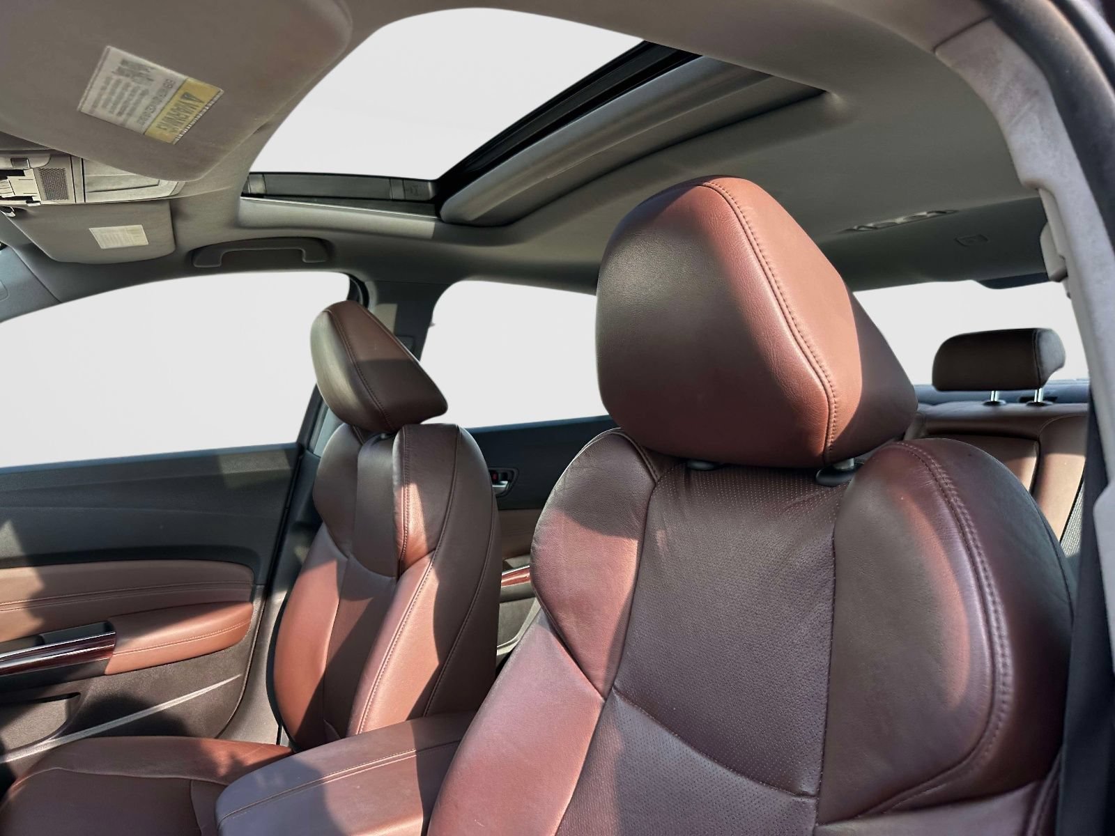 Used 2015 Acura TLX w/ Technology Package FWD image 17