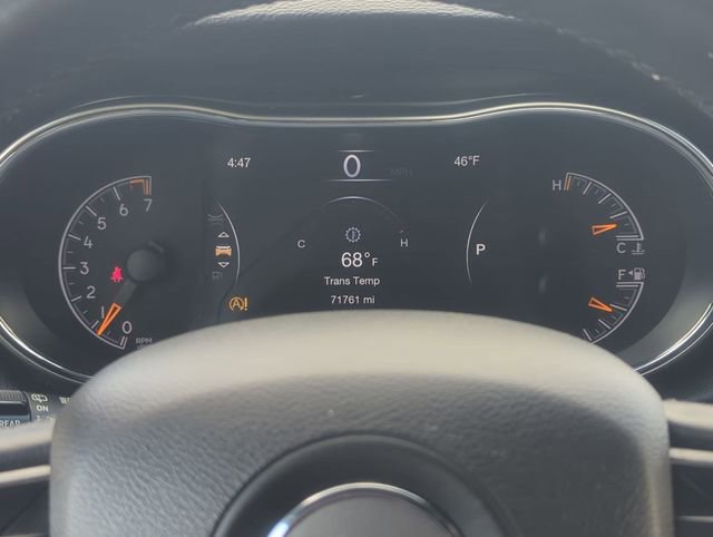 Used 2019 Jeep Grand Cherokee Laredo AWD/4WD image 16