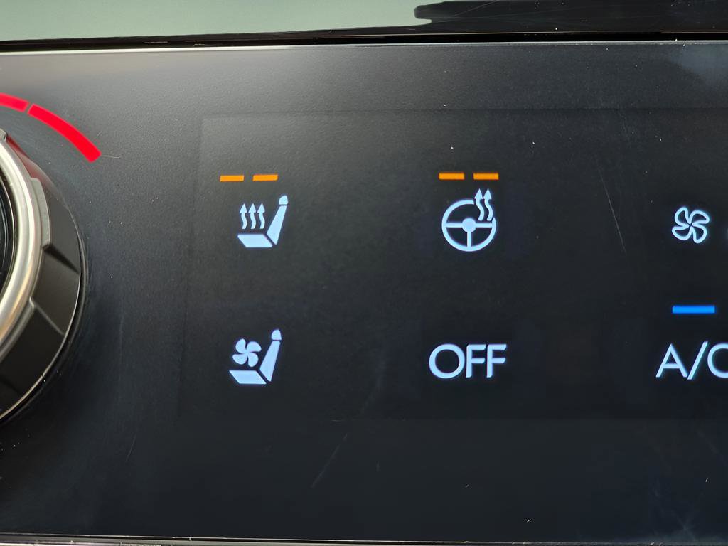 Used 2024 Hyundai Santa Fe Limited image 35