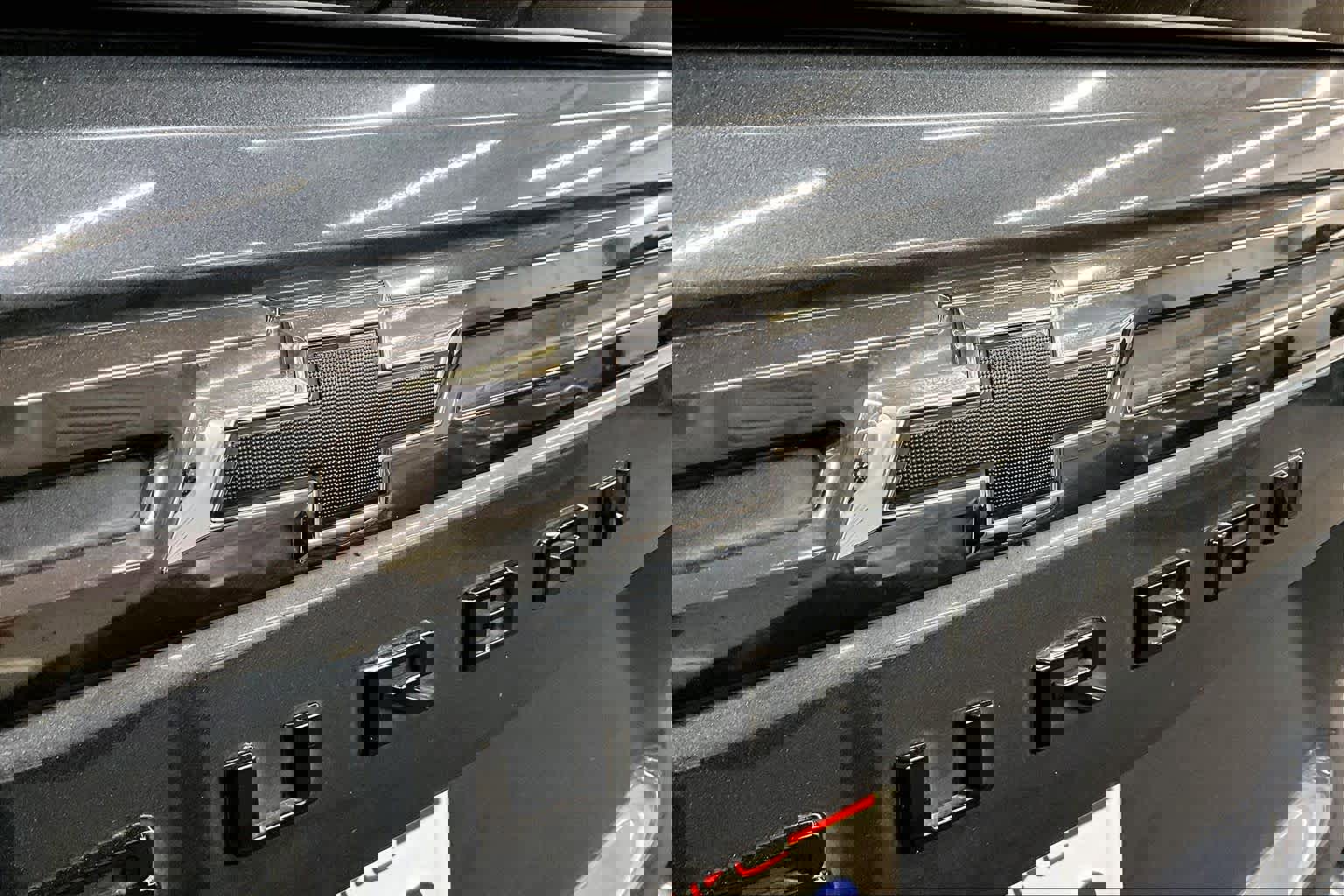 Used 2021 Chevrolet Suburban Z71 w/ Z71 Signature Package image 30