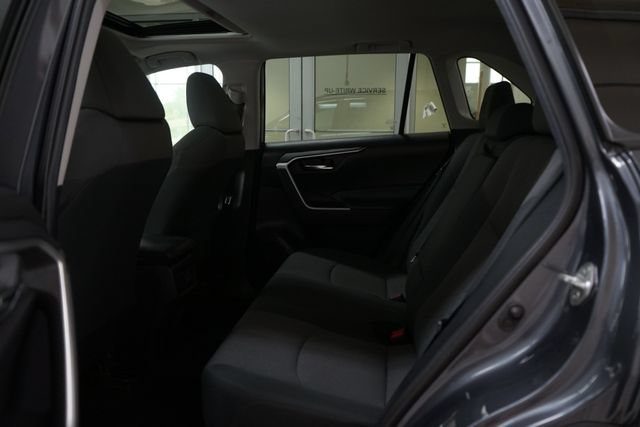 Used 2020 Toyota RAV4 XLE w/ Convenience Package AWD/4WD image 29