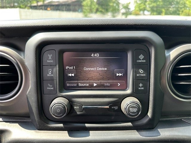 Used 2021 Jeep Gladiator Willys image 22