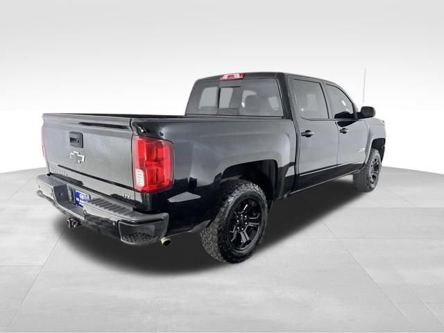 Used 2018 Chevrolet Silverado 1500 LTZ Z71 w/ Midnight Edition AWD/4WD image 6