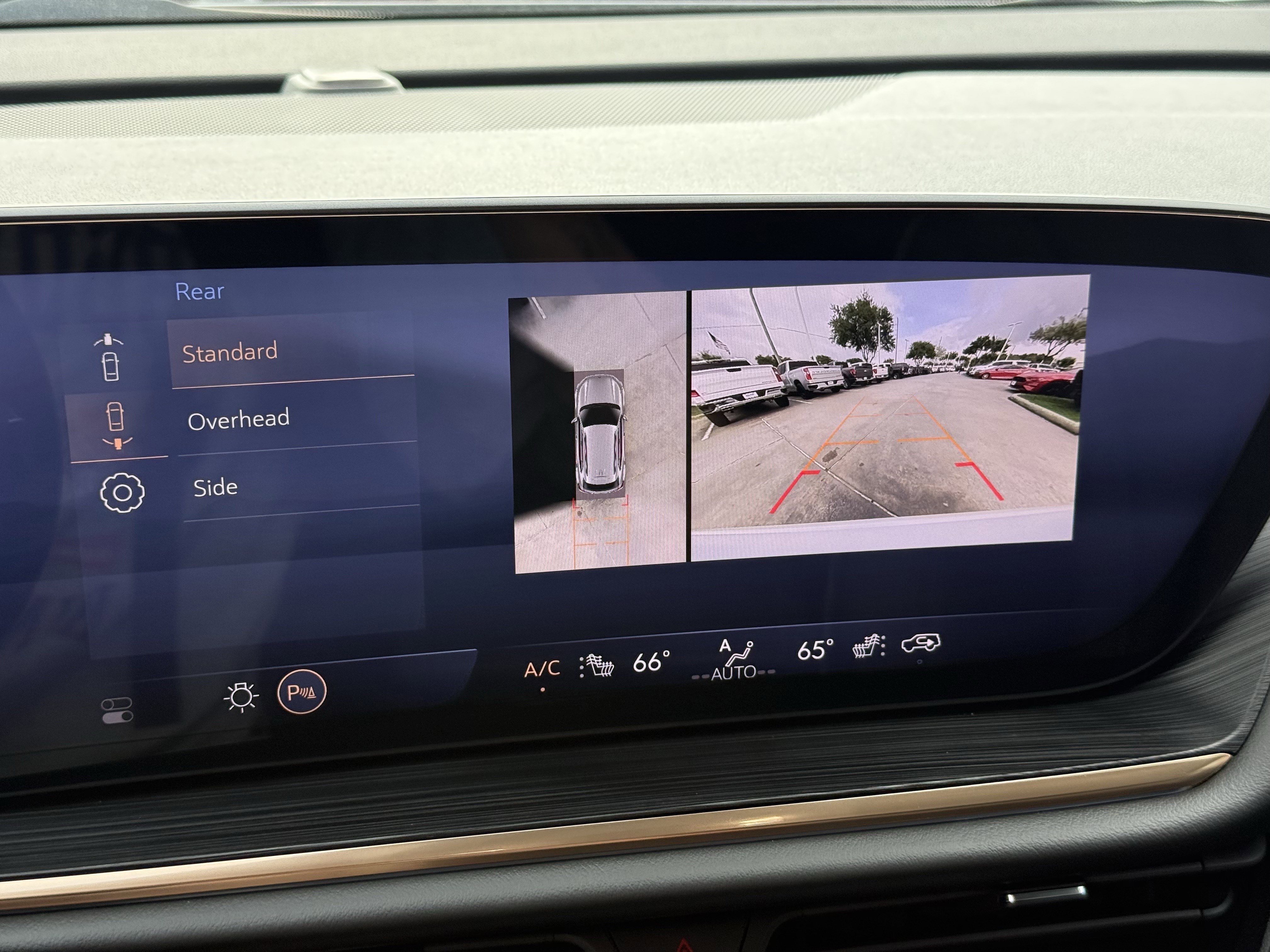 Used 2024 Buick Envision Avenir image 20