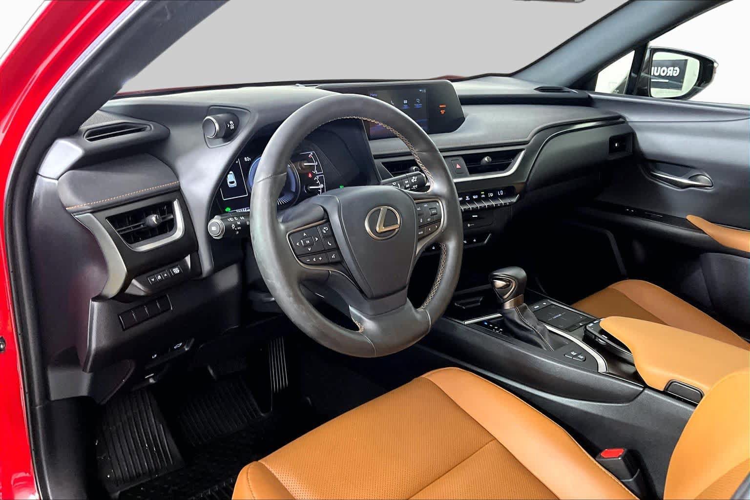 Used 2021 Lexus UX 250h w/ Premium Package AWD/4WD image 16