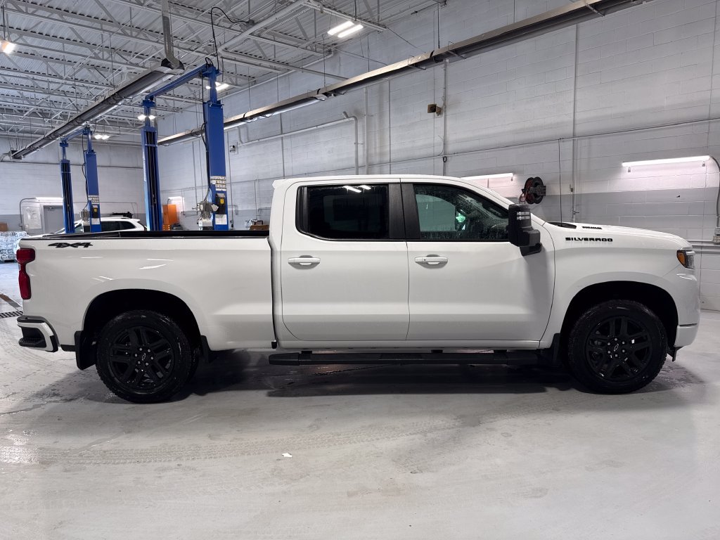 New 2026 Chevrolet Silverado 1500 RST w/ Dark Appearance Package AWD/4WD image 47