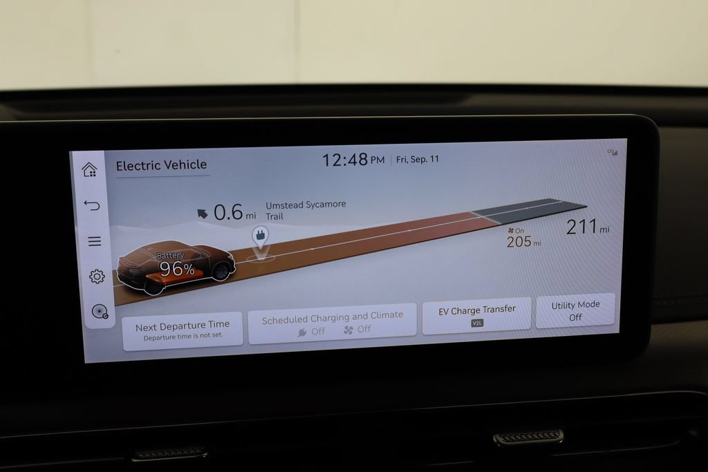 Used 2023 Genesis GV60 Performance AWD/4WD image 39