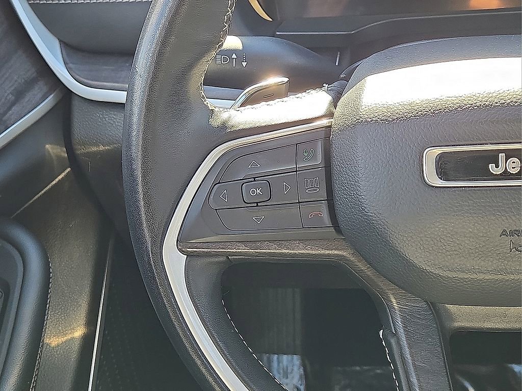 Used 2022 Jeep Grand Cherokee Limited image 19