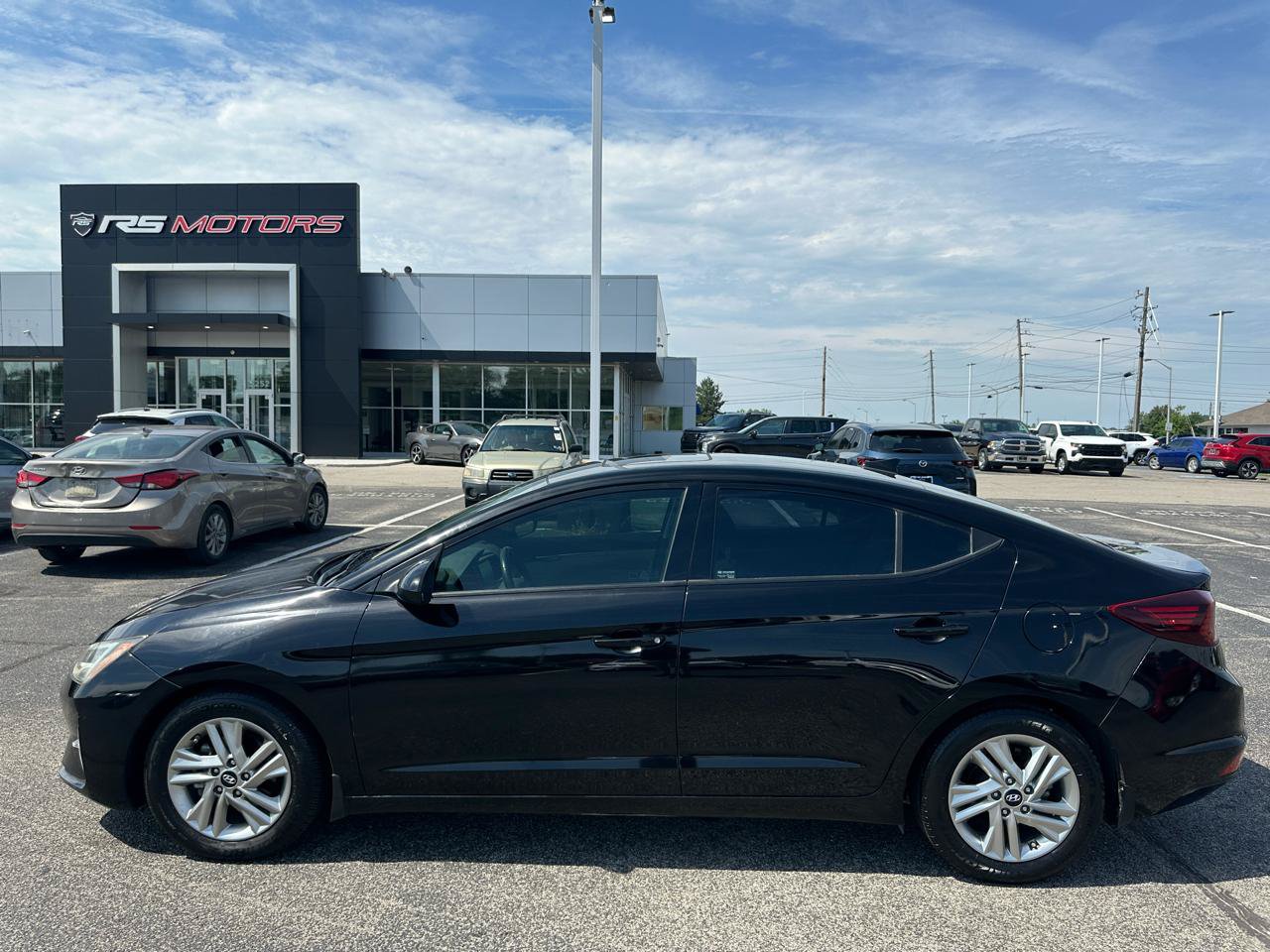 Used 2020 Hyundai Elantra Value Edition w/ Winter Weather Package FWD image 15