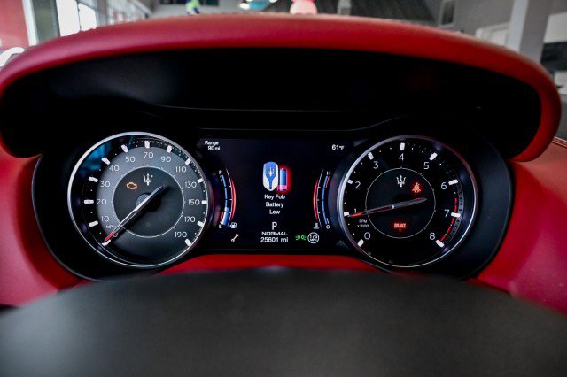 Used 2022 Maserati Ghibli Modena image 38