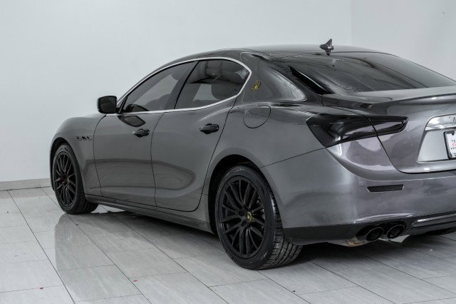 Used 2016 Maserati Ghibli RWD image 52