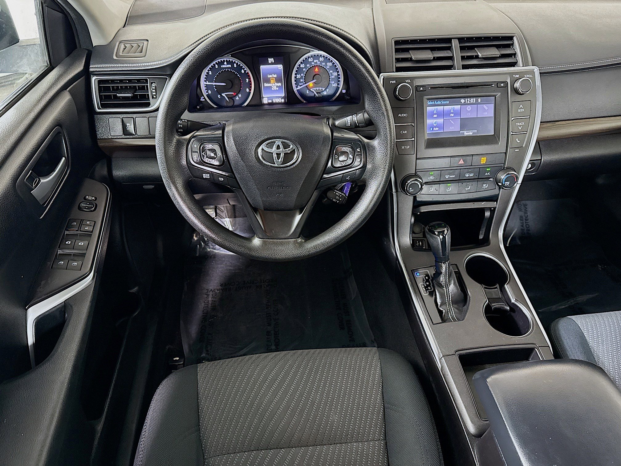 Used 2017 Toyota Camry LE image 17
