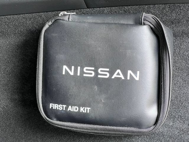 Used 2025 Nissan Rogue SL w/ Tech Package AWD/4WD image 9