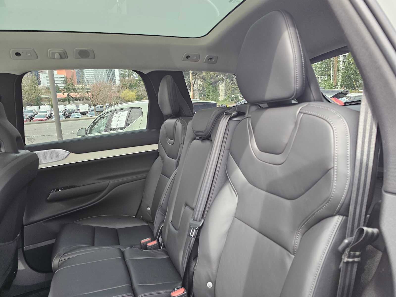 New 2026 Volvo EX90 Ultra image 20