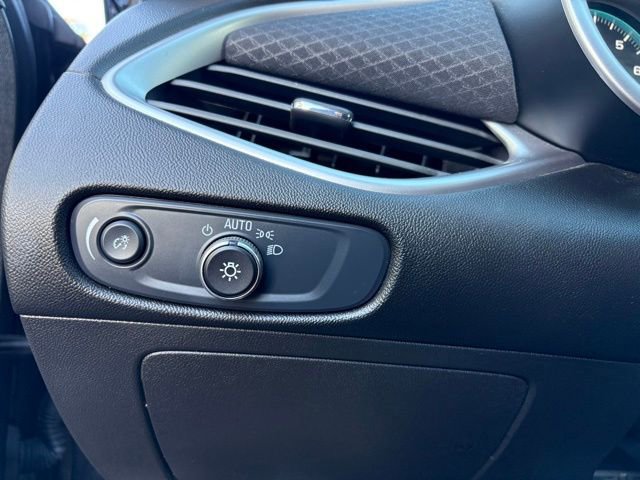 Used 2024 Chevrolet Malibu LT image 23