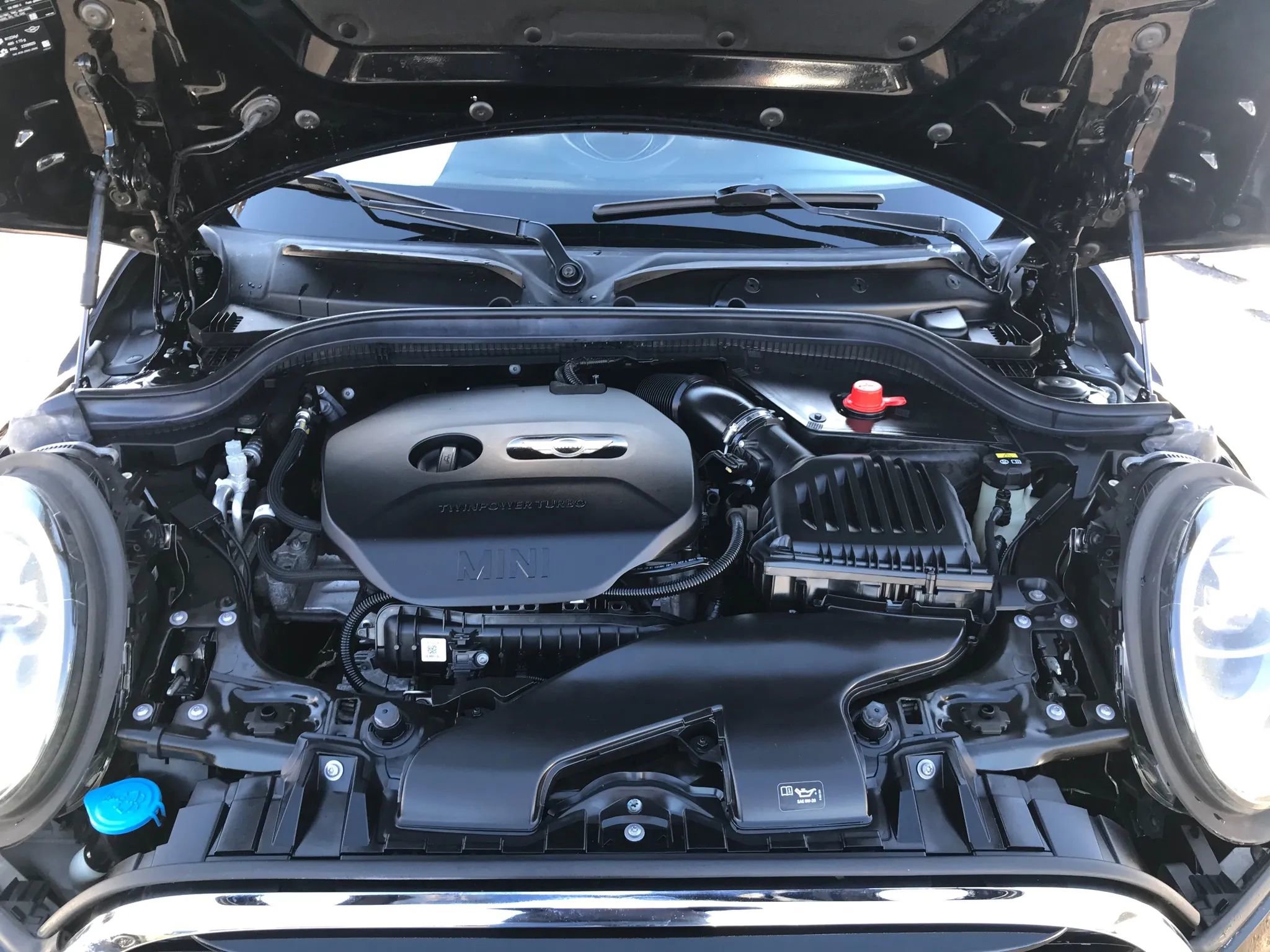 Used 2019 MINI Cooper Convertible image 56