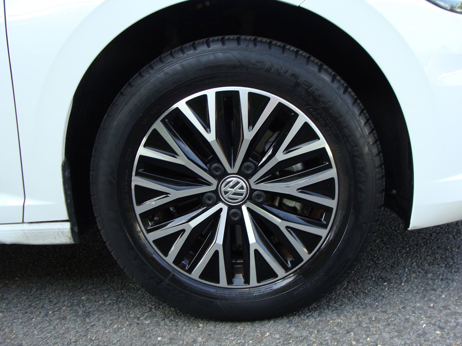 Used 2021 Volkswagen Jetta SE w/ SE Cold Weather Package image 36