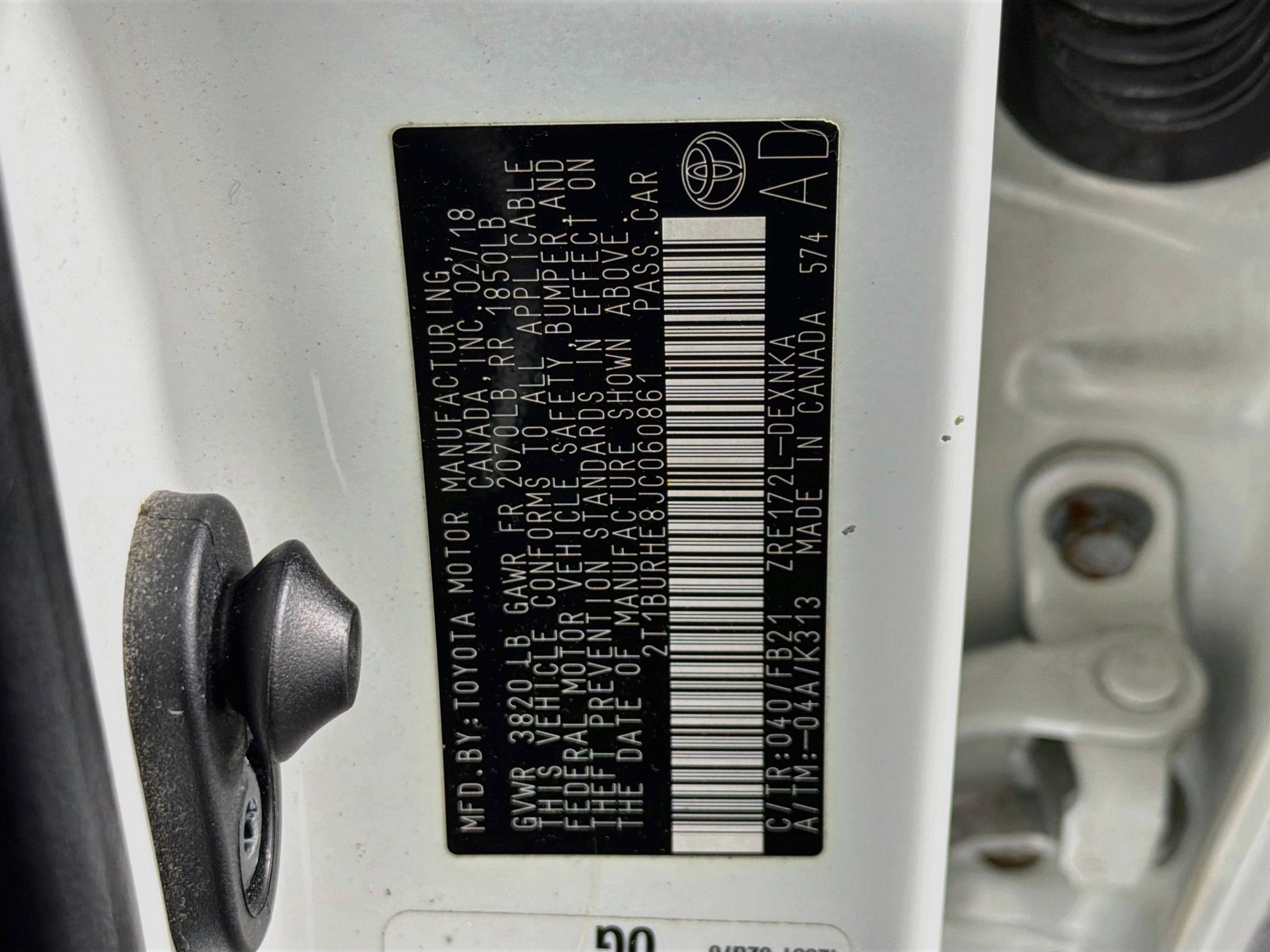 Used 2018 Toyota Corolla LE FWD image 12