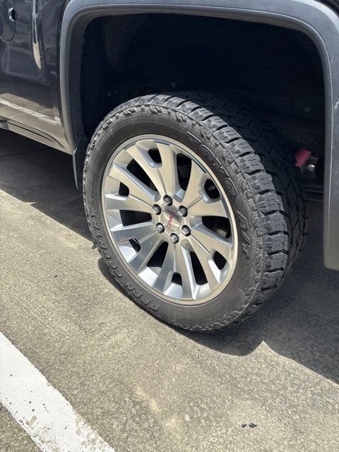Used 2015 GMC Sierra 1500 SLT w/ All-Terrain Package AWD/4WD image 11