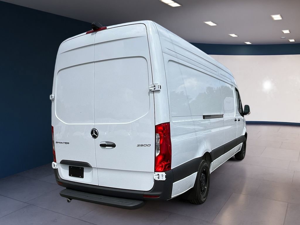 New 2025 Mercedes-Benz Sprinter 2500 image 4