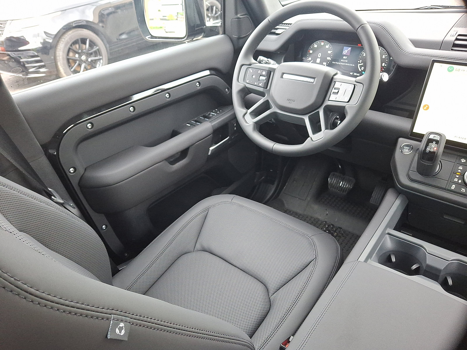 New 2026 Land Rover Defender 130 S AWD/4WD image 17