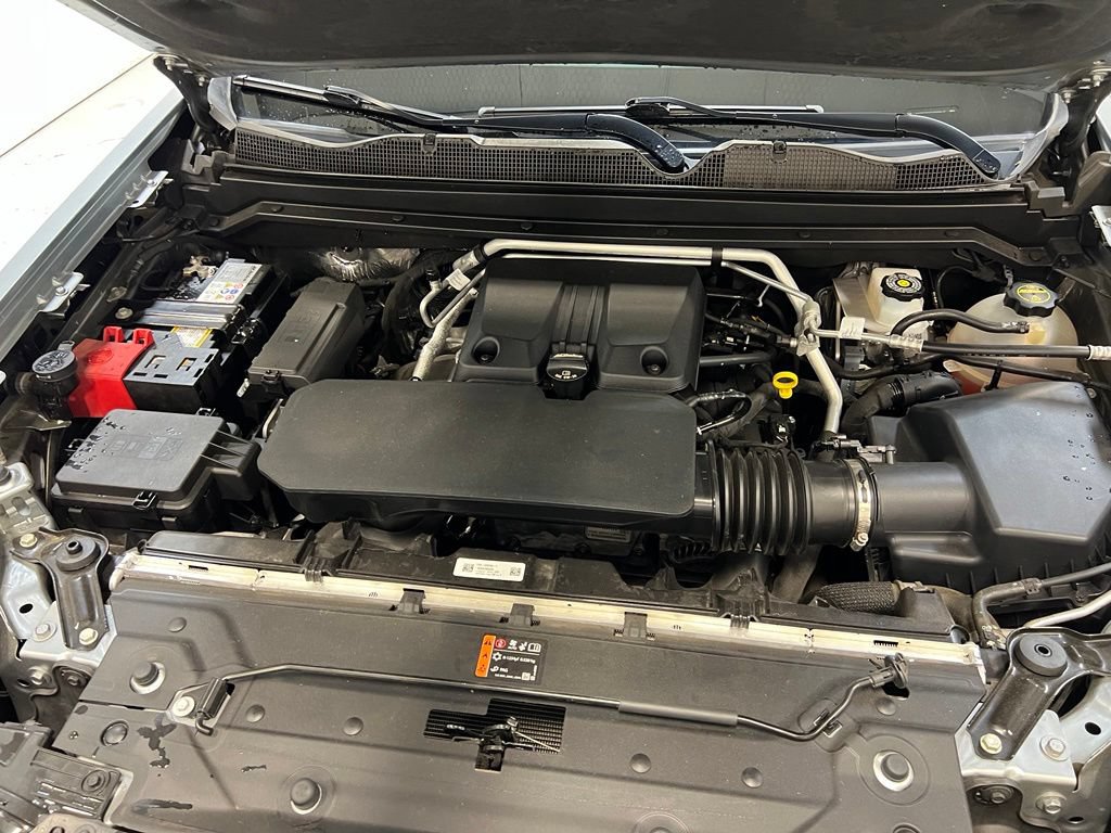 Used 2024 Chevrolet Colorado LT w/ LT Convenience Package RWD image 33