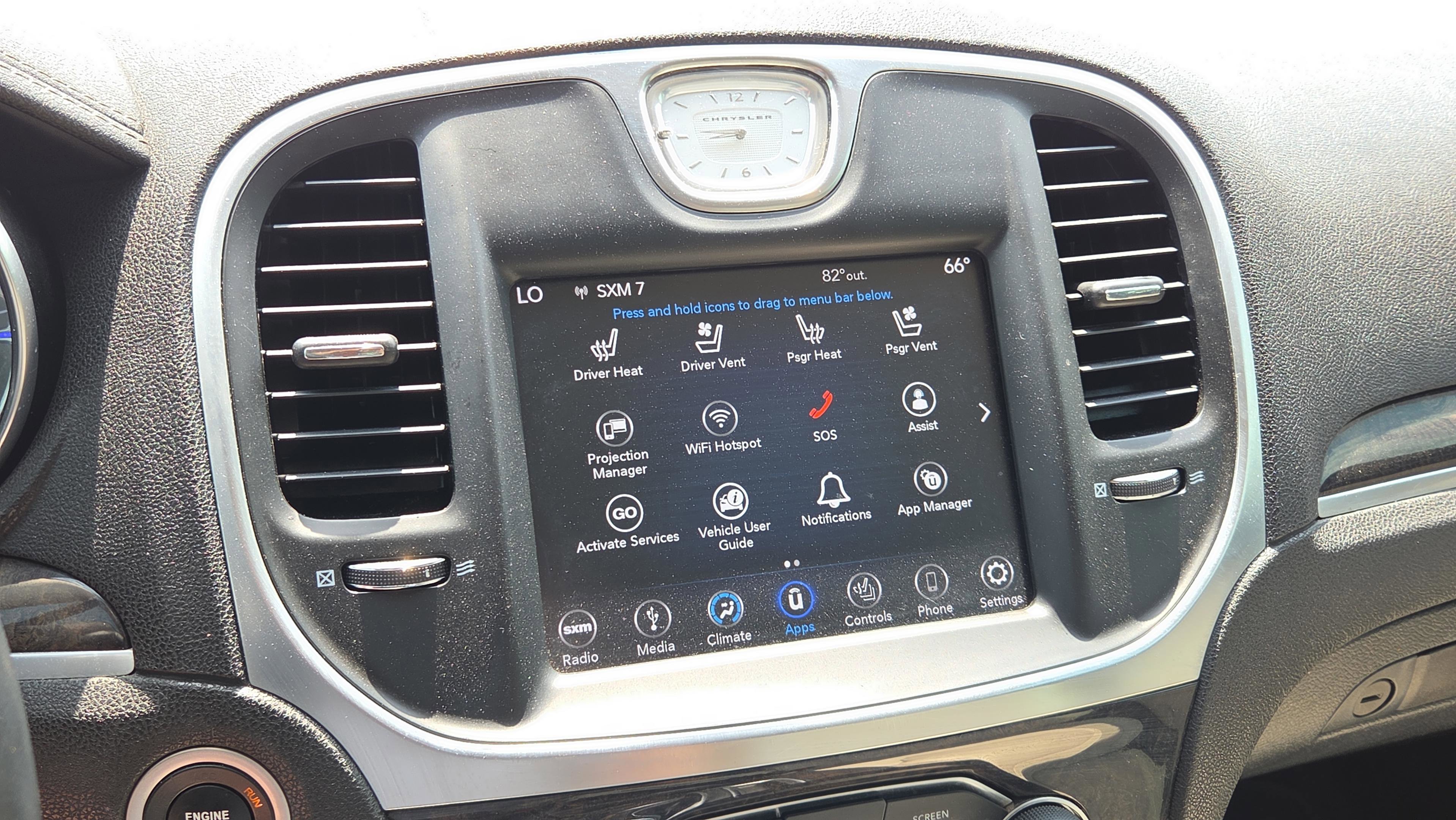 Used 2018 Chrysler 300 Limited image 23