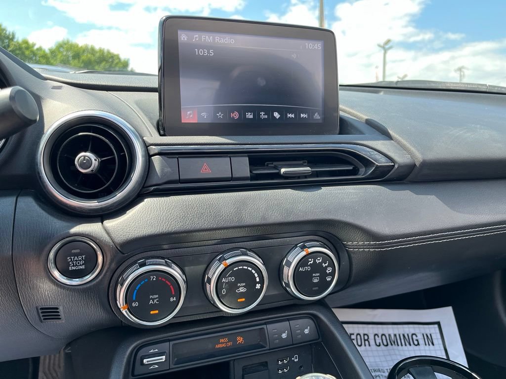 Used 2022 MAZDA MX-5 Miata RF Grand Touring RWD image 17