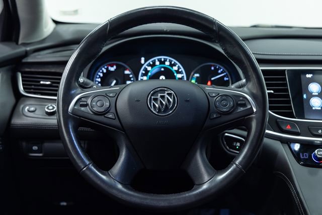 Used 2018 Buick LaCrosse Essence FWD image 13