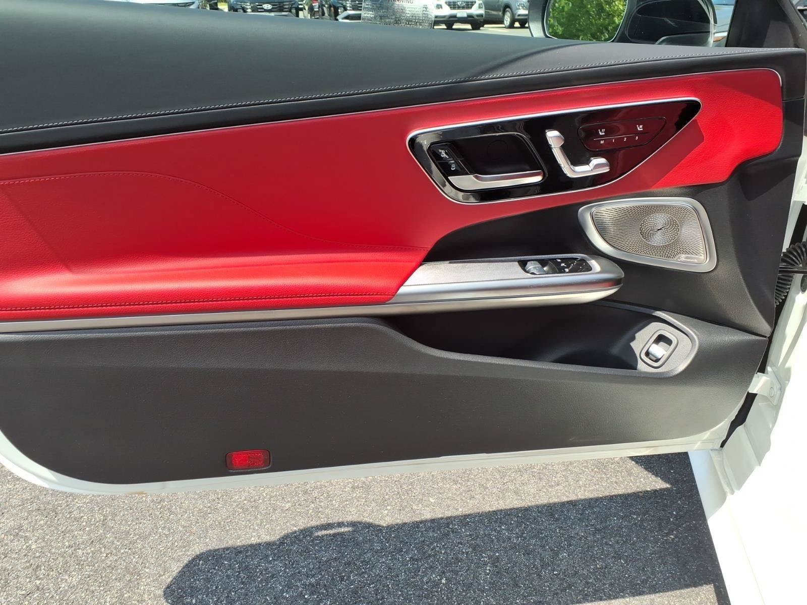 New 2026 Mercedes-Benz CLE 300 4MATIC Coupe image 13
