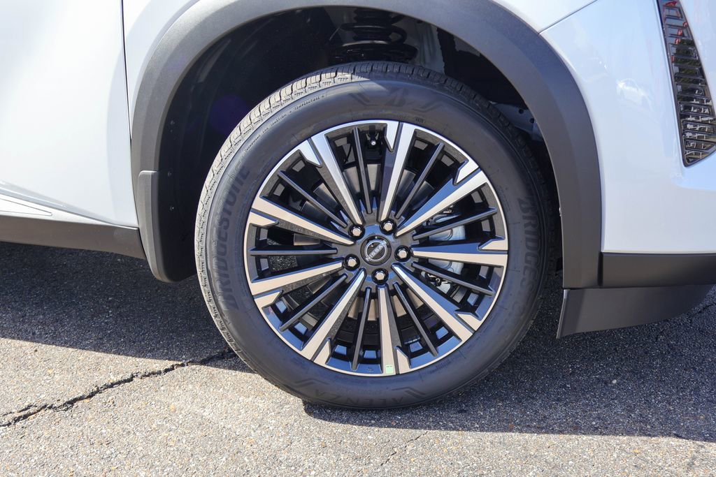 New 2026 Nissan Pathfinder Platinum image 18