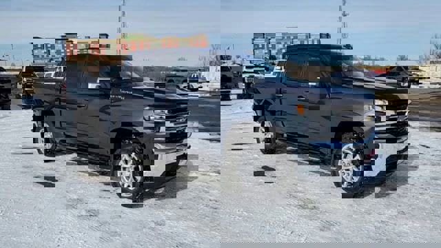 Certified 2021 Chevrolet Silverado 1500 LT image 2