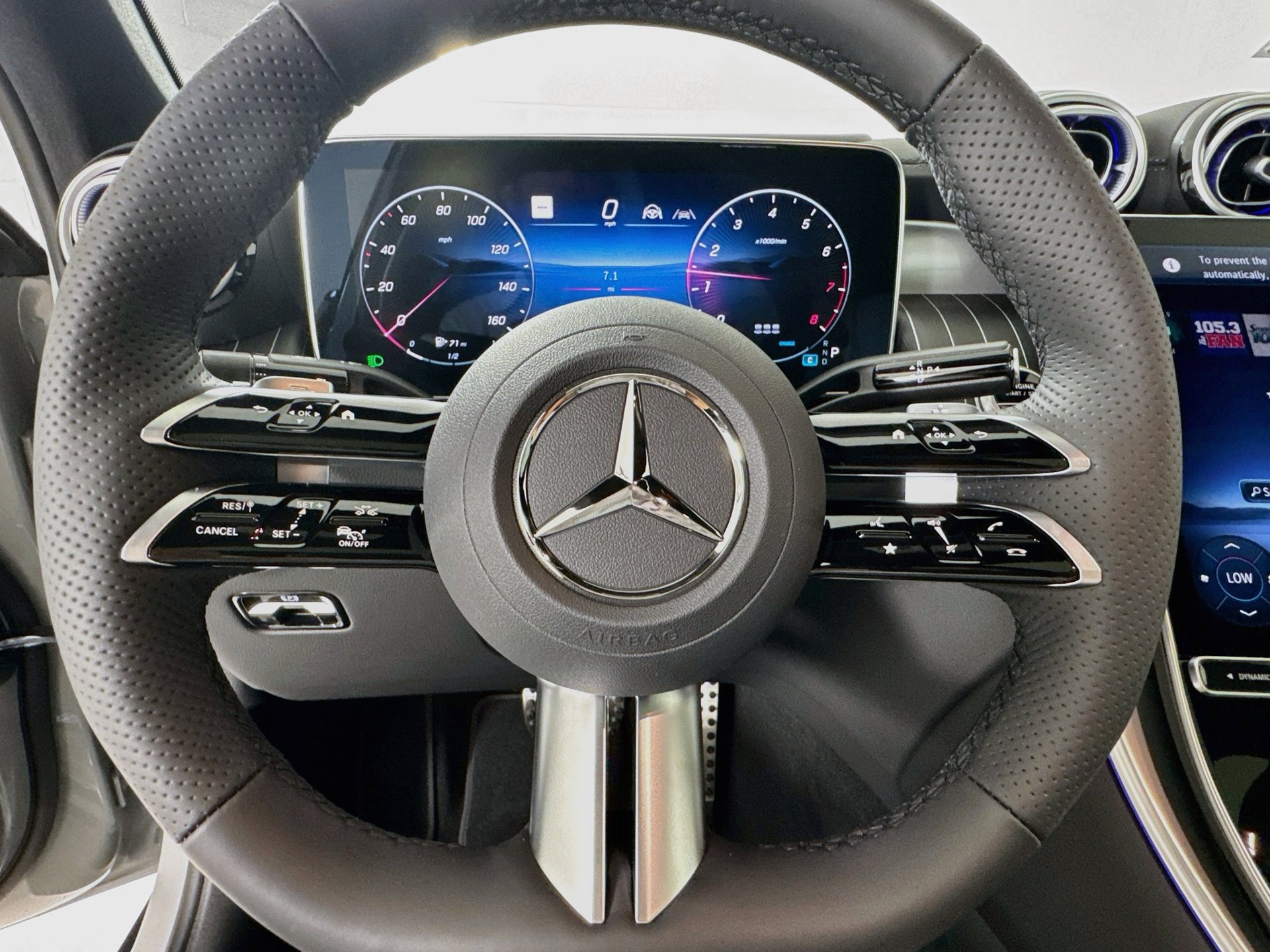 New 2027 Mercedes-Benz GLC 300 4MATIC image 12