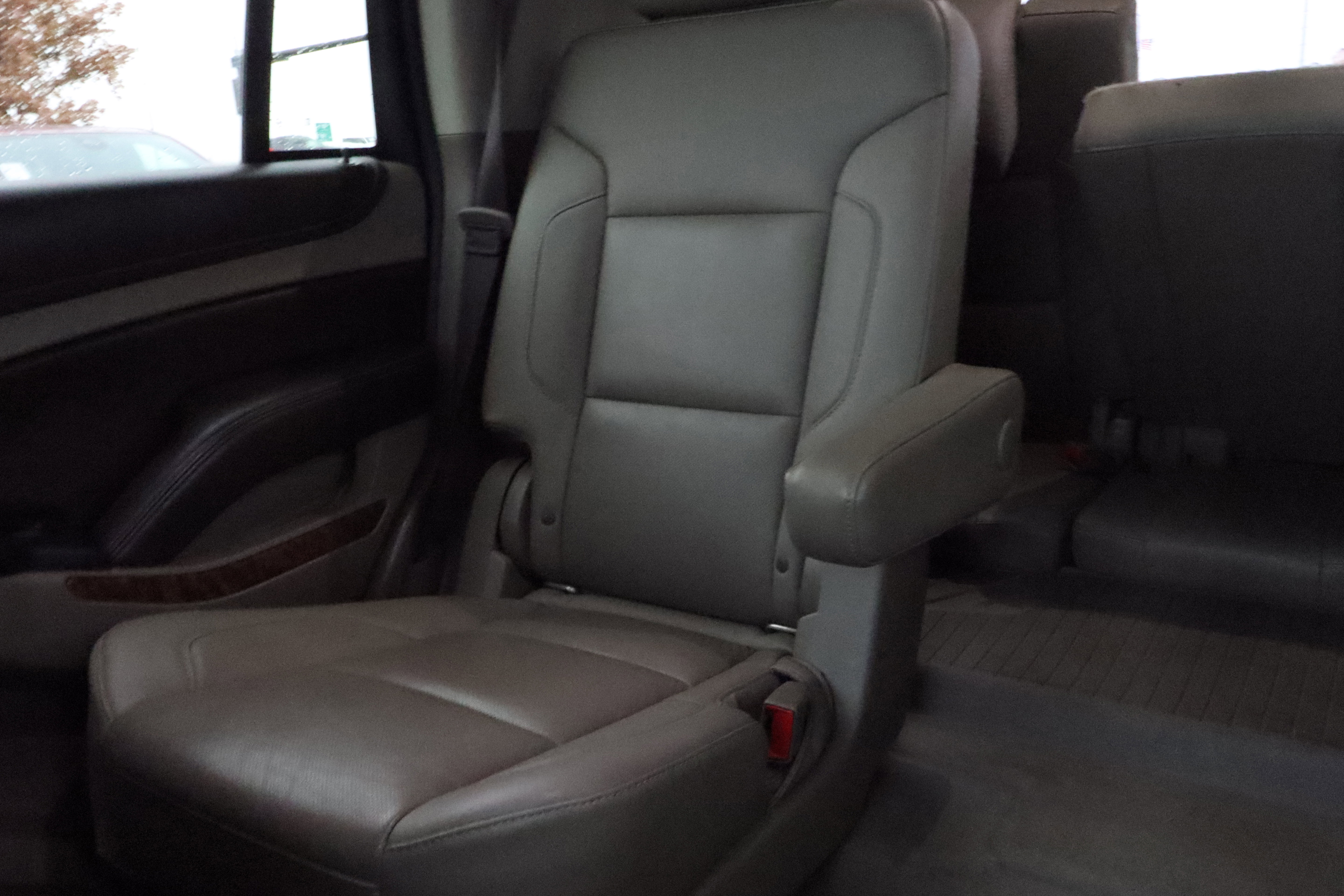 Used 2019 Chevrolet Tahoe Premier image 13