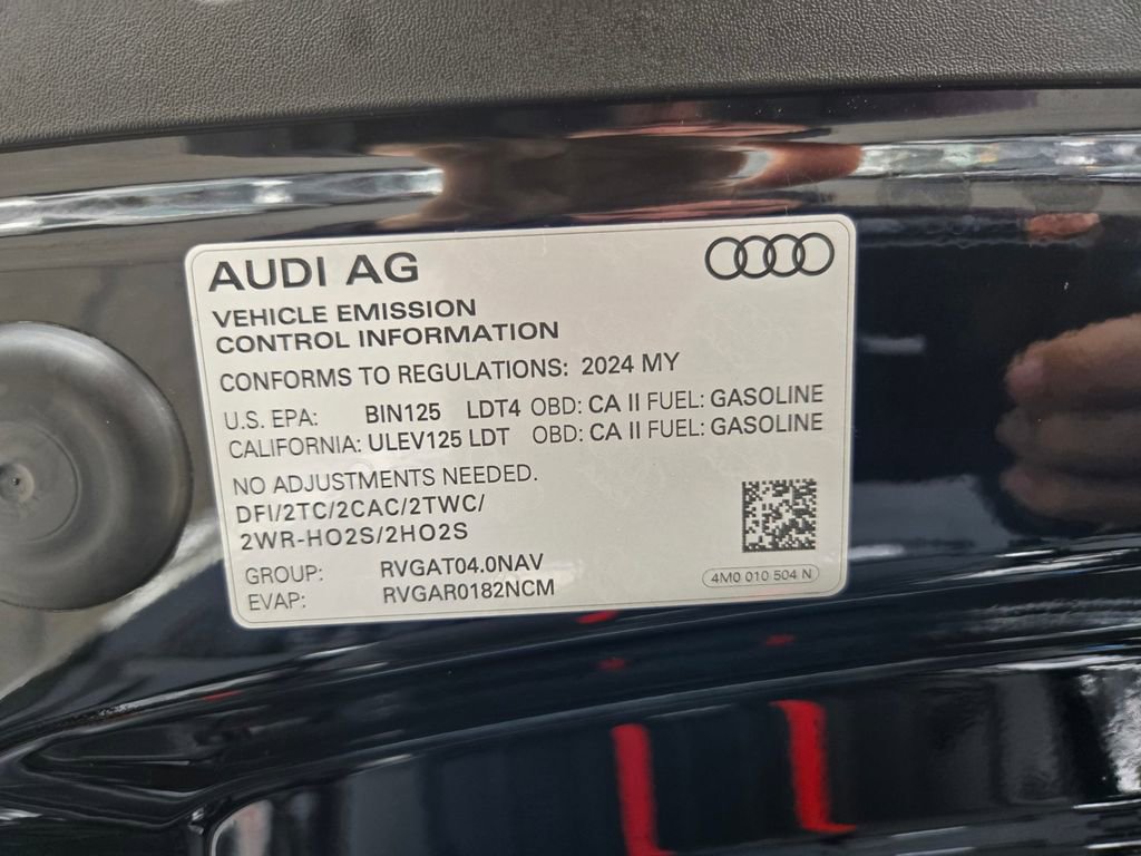 Used 2024 Audi SQ8 Premium Plus w/ Executive Package image 36