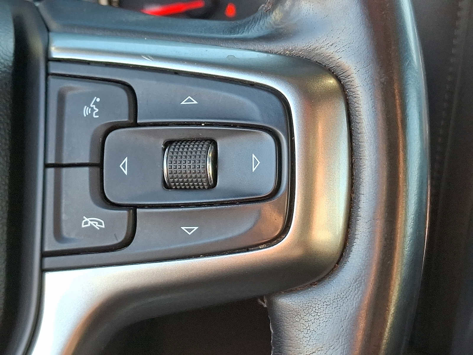 Used 2020 Chevrolet Silverado 2500 LTZ w/ LTZ Plus Package image 21