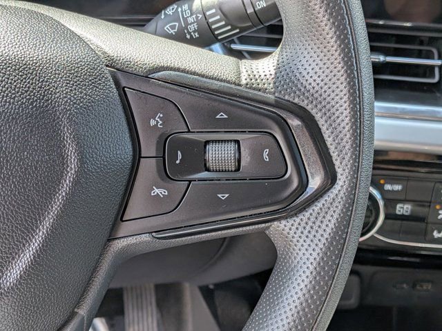 Used 2025 Chevrolet Trax LT FWD image 23