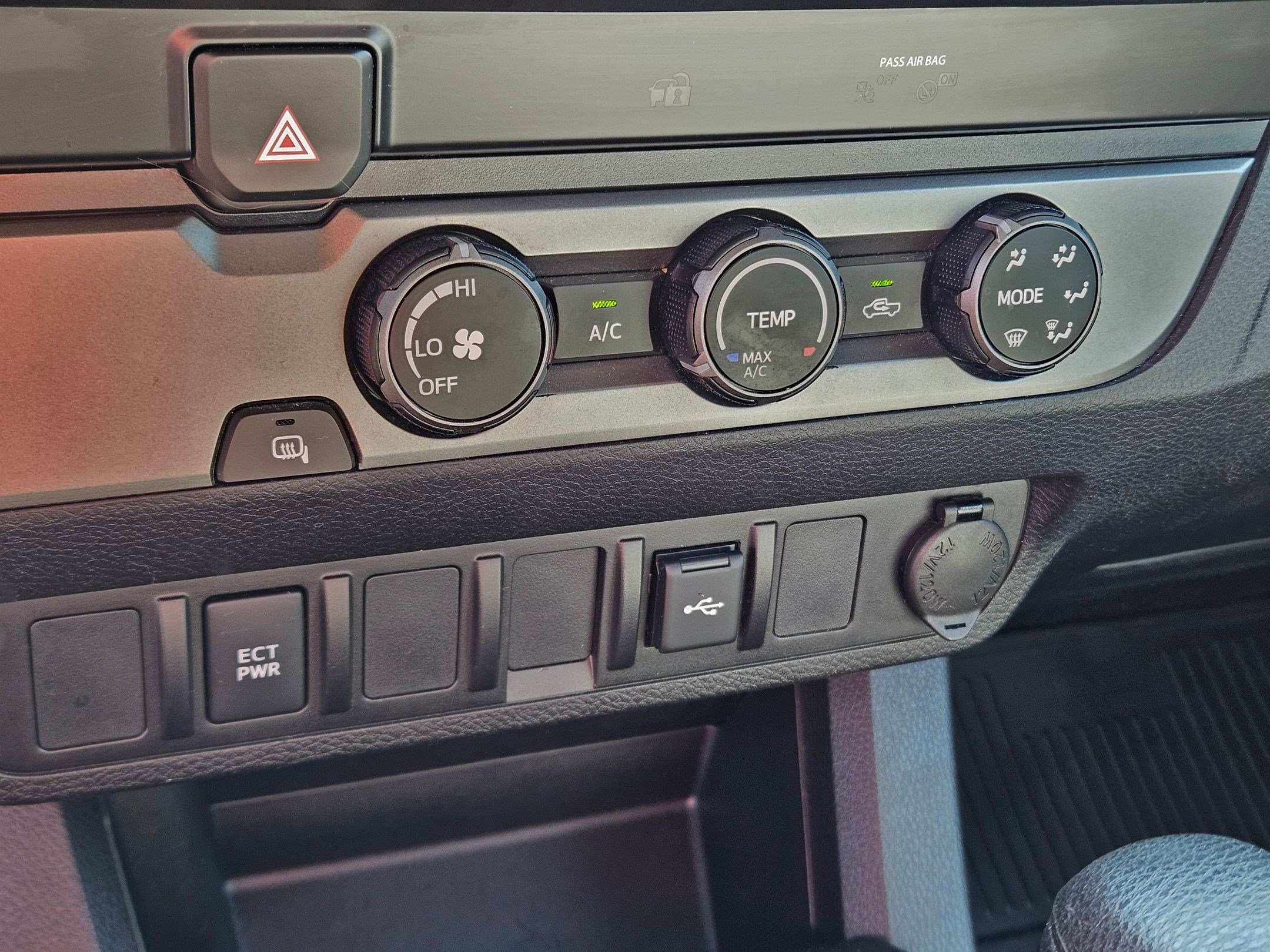 Used 2023 Toyota Tacoma SR w/ SR Convenience Package RWD image 24