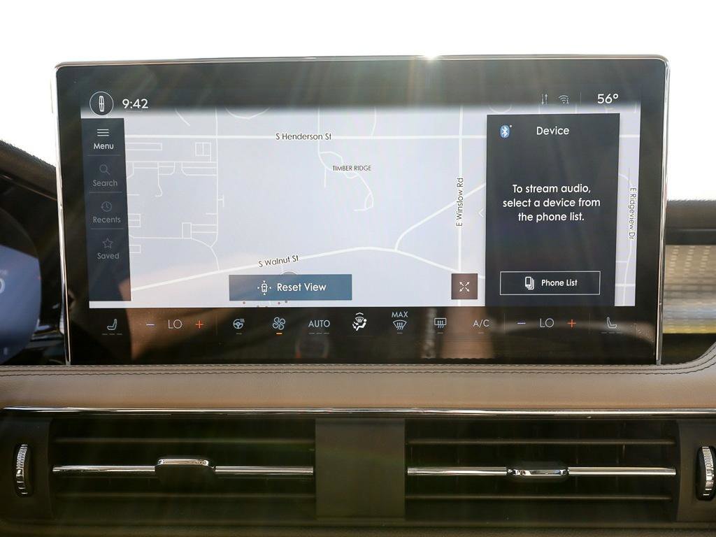 Certified 2024 Lincoln Corsair AWD w/ Equipment Group 101A image 17
