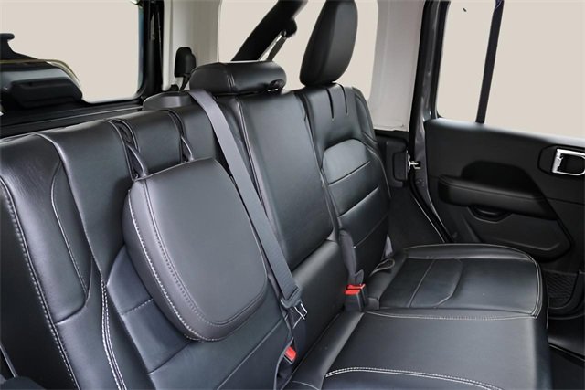 Used 2021 Jeep Wrangler Unlimited Sahara w/ Safety Group image 16
