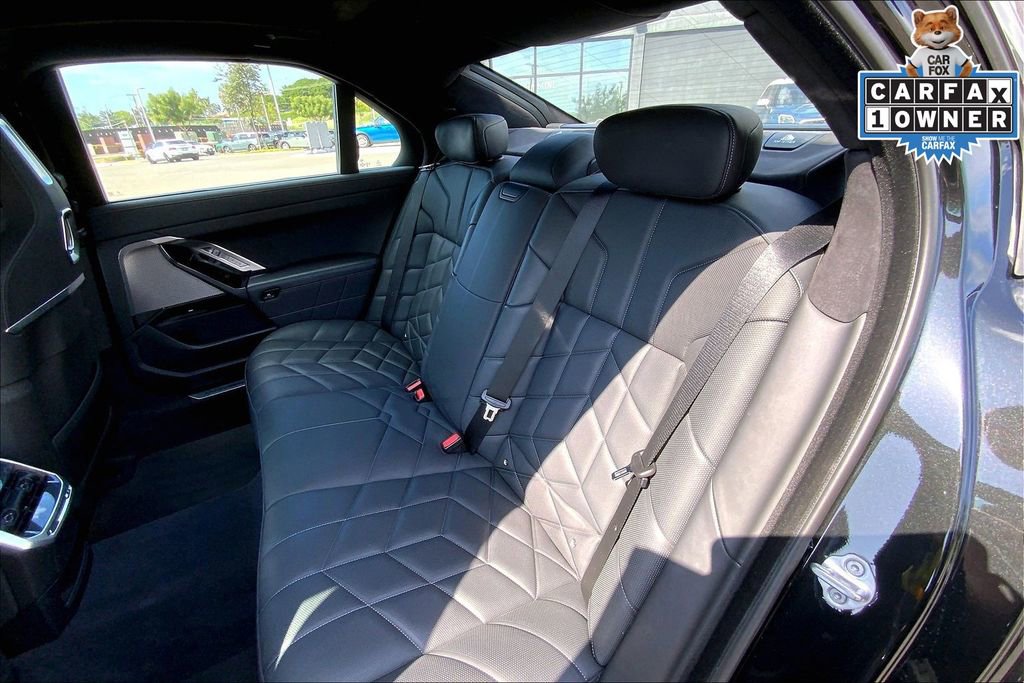 Used 2023 BMW 740i RWD image 24