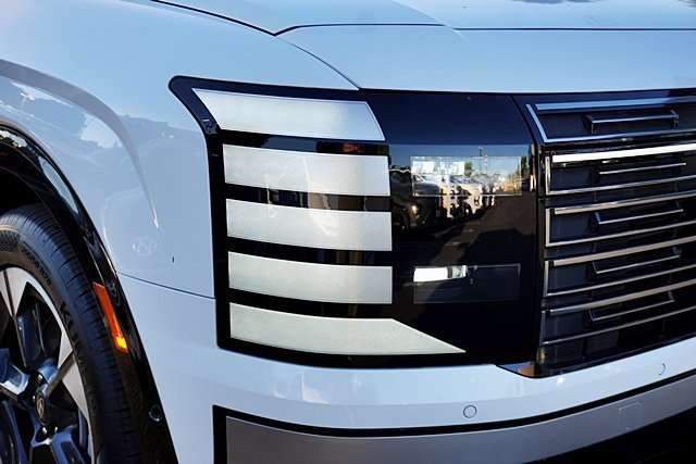 Certified 2026 Hyundai Palisade Limited AWD/4WD image 12