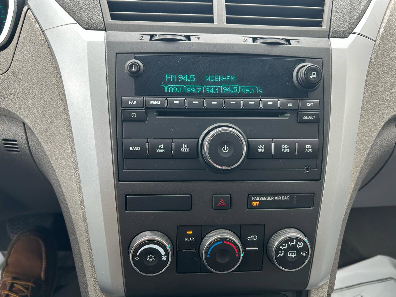 Used 2012 Chevrolet Traverse LS image 23