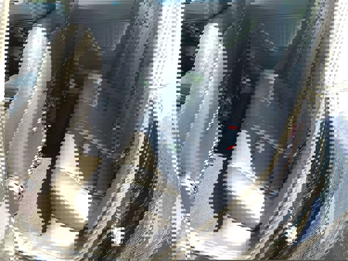 Used 2021 Tesla Model 3 Performance AWD/4WD image 9