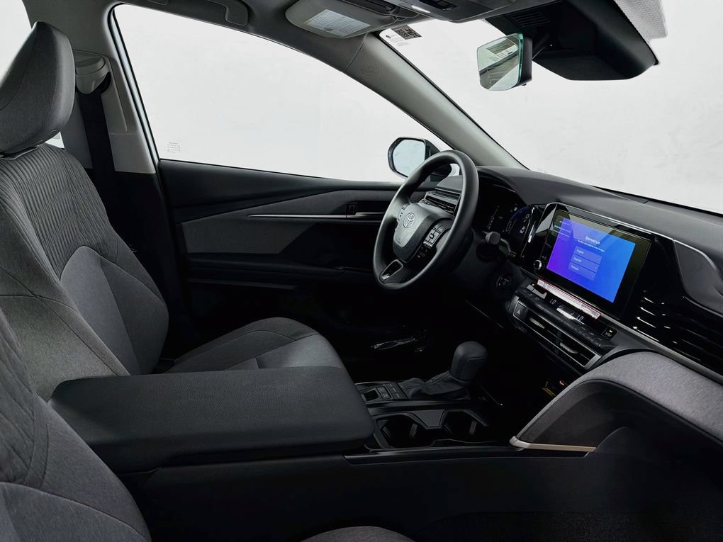 New 2026 Toyota Camry LE FWD image 32