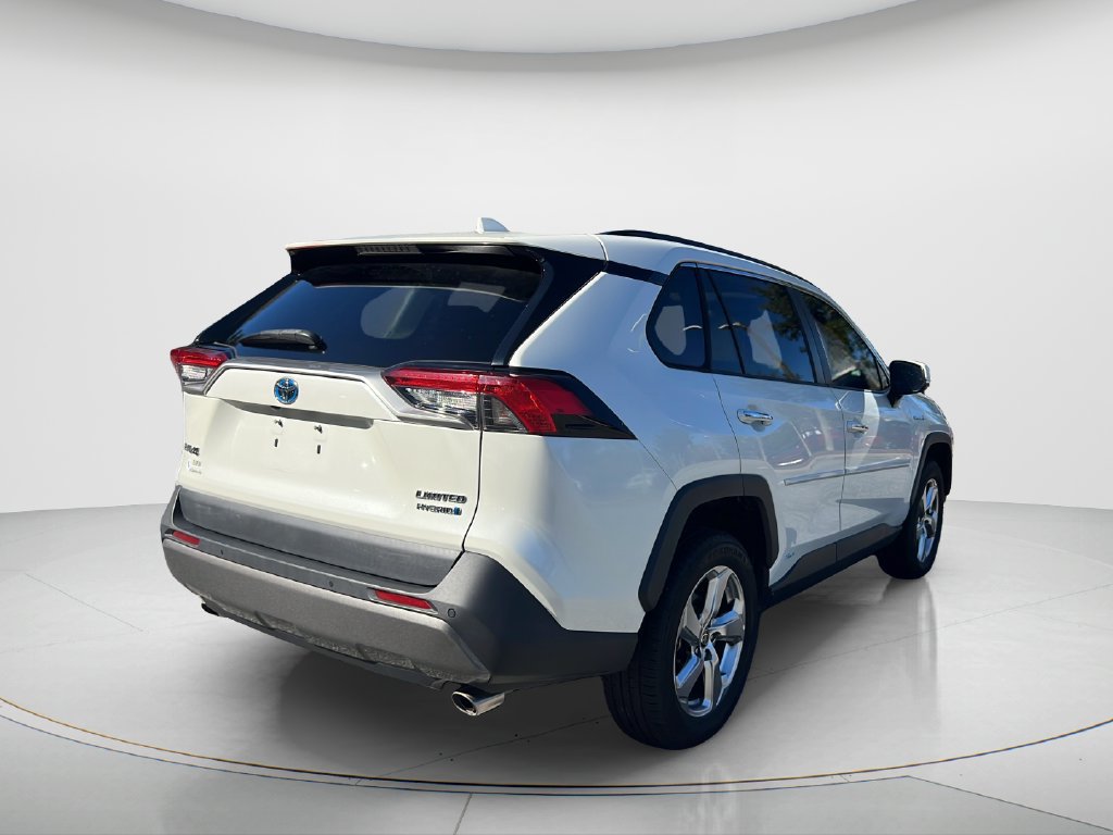 Used 2021 Toyota RAV4 Limited AWD/4WD image 5