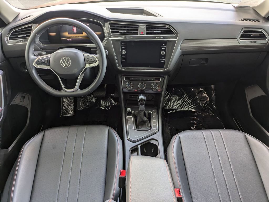 Used 2024 Volkswagen Tiguan Wolfsburg Edition image 24