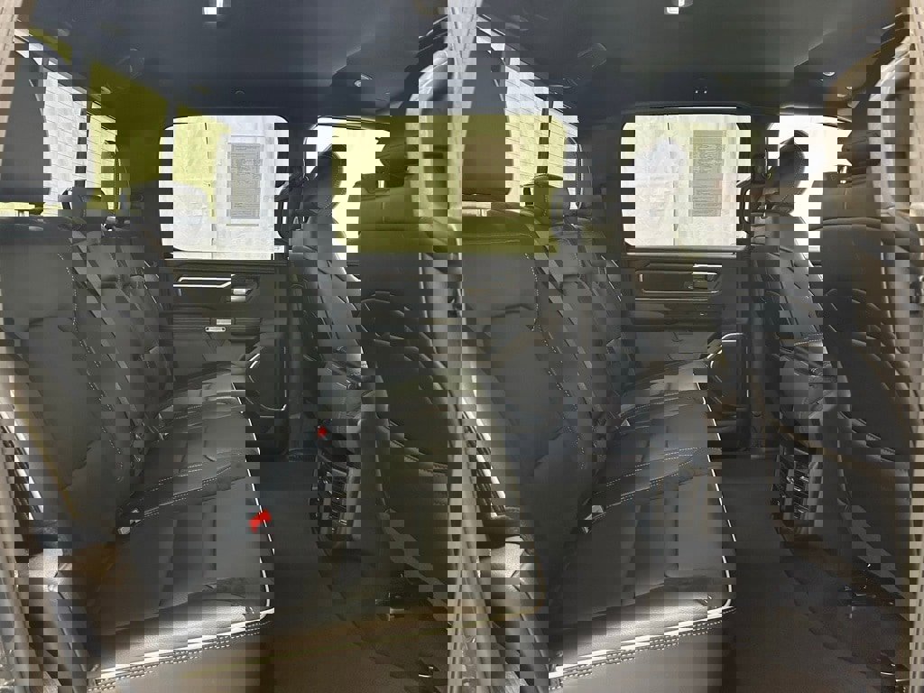 Used 2025 RAM 1500 Laramie image 52