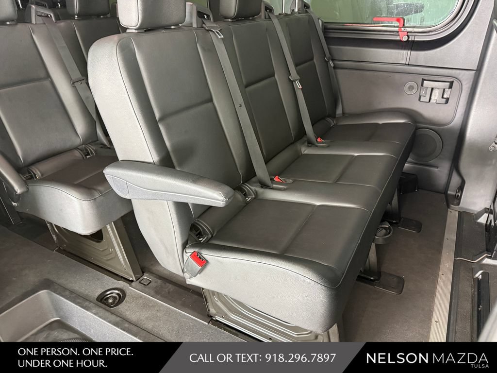 Used 2019 Mercedes-Benz Sprinter 2500 image 35